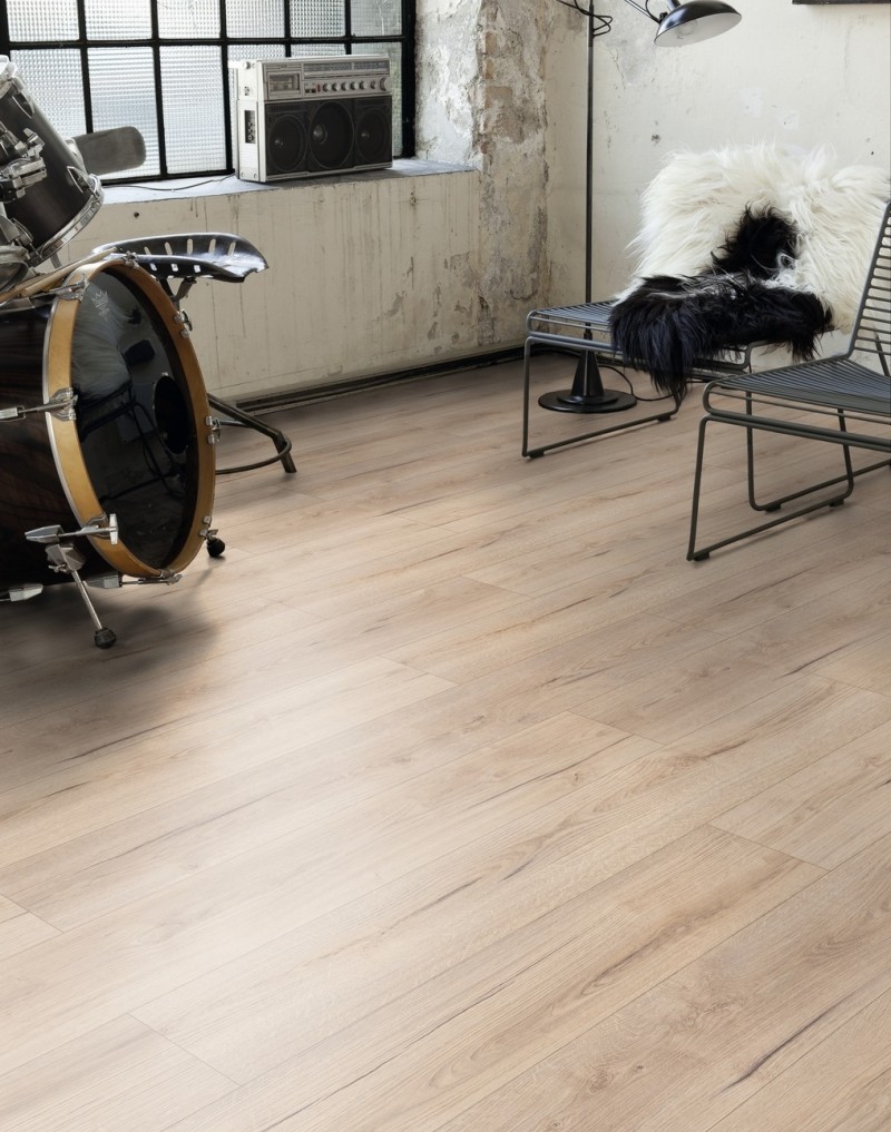 Cliparquet Hydro Line AC5 8mm Laminate Flooring | Water Resistant